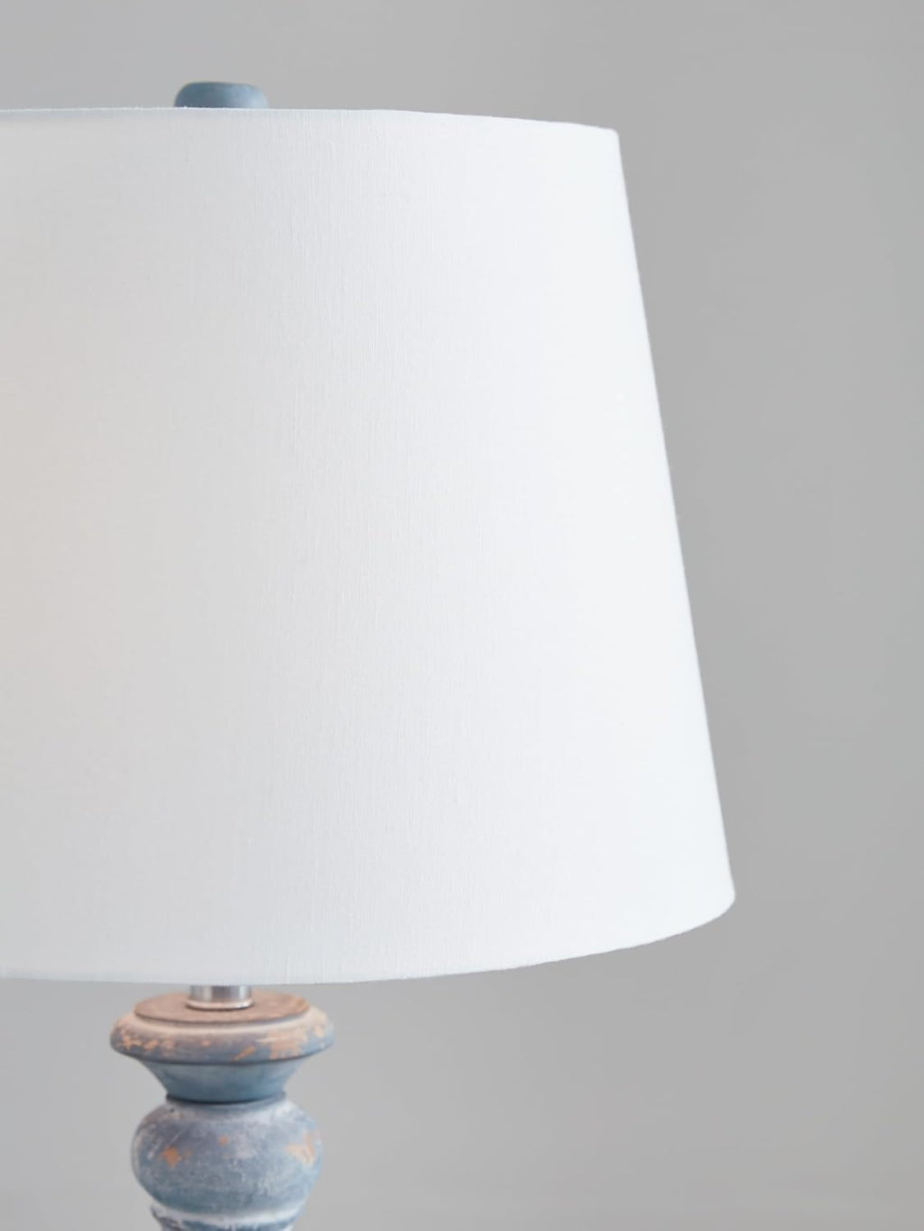 Signature Design by Ashley Cylerick Vintage Terra Cotta and Wood Table Lamp with 3-Way Switch, Blue