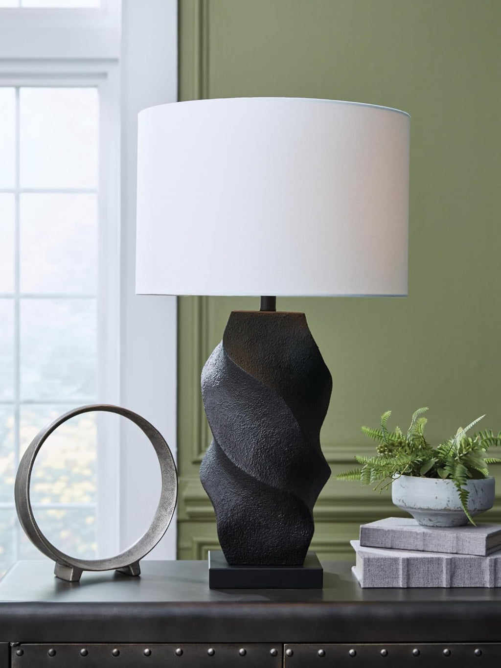 Signature Design by Ashley Amillion Modern Polyresin Table Lamp with 3-Way Switch, Black