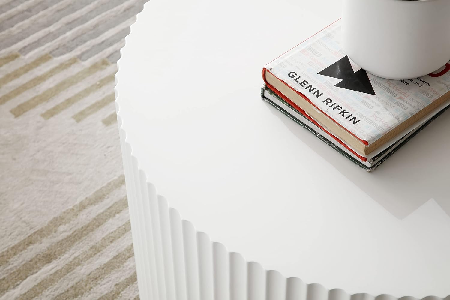 JUSTONE 2-Piece Nesting Coffee Tables Set - Modern Drum End Tables for Small Spaces, White Round Accent Furniture for Living Room & Apartments (15.75' H)
