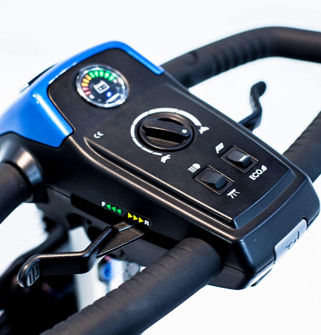 Revo 2.0 4-Wheel Pride Mobility Electric Scooter S67 + Challenger Folding Rear Basket J950