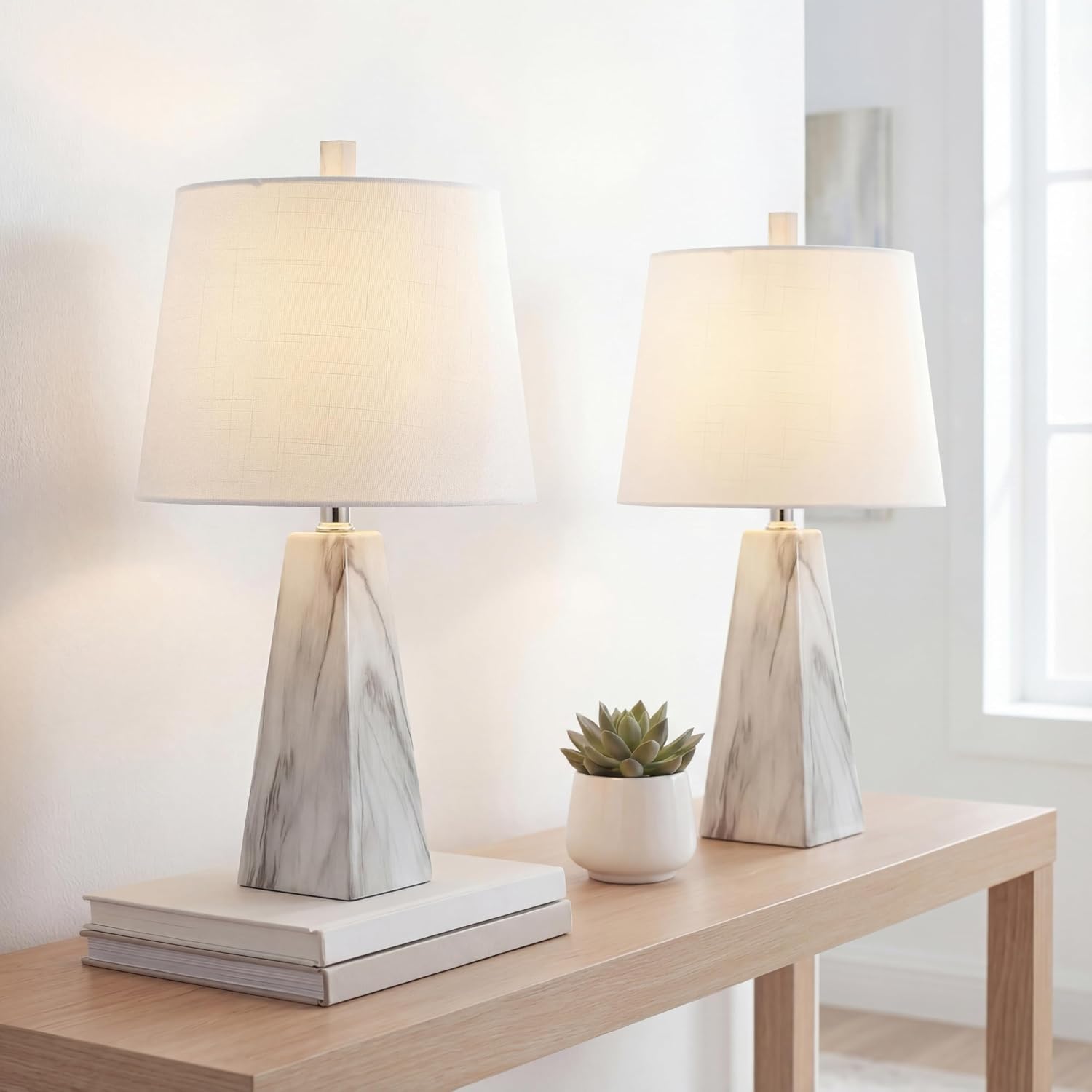 JONATHAN Y 20.5' White Marble Finish Modern Resin Table Lamp for Bedroom Living Room, Contemporary Faceted Bedside Lamp with White Linen Shade, LED Bulb Included (JYL1037A-SET2)