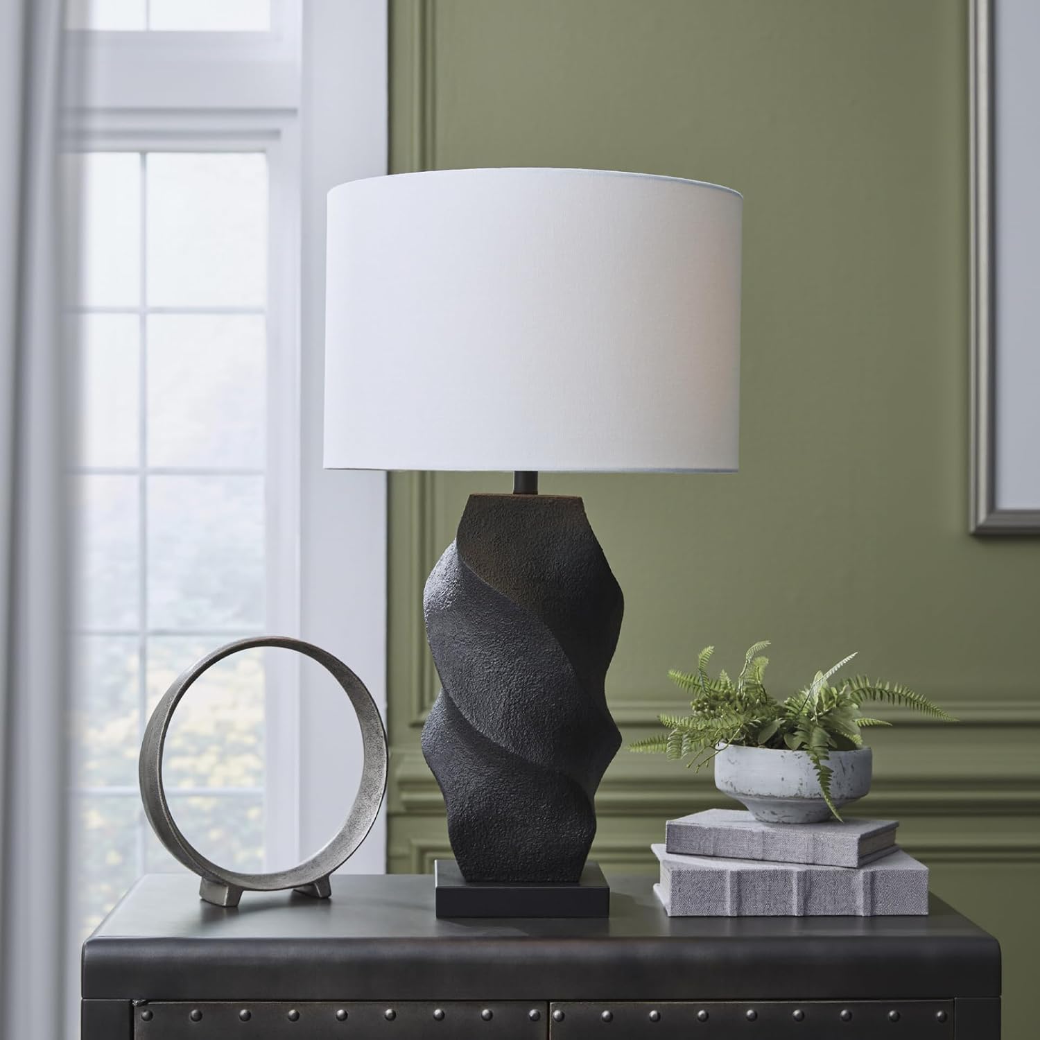 Signature Design by Ashley Amillion Modern Polyresin Table Lamp with 3-Way Switch, Black