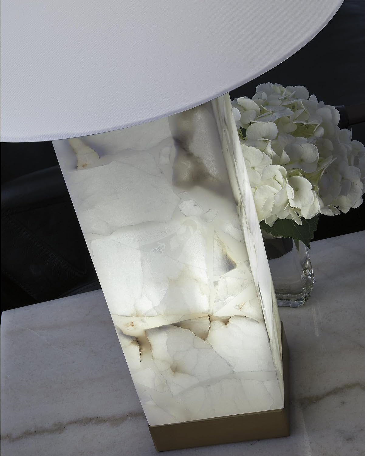 Signature Design by Ashley Linderfield Contemporary Metal Table Lamp with 3-Way Switch, White & Metallic