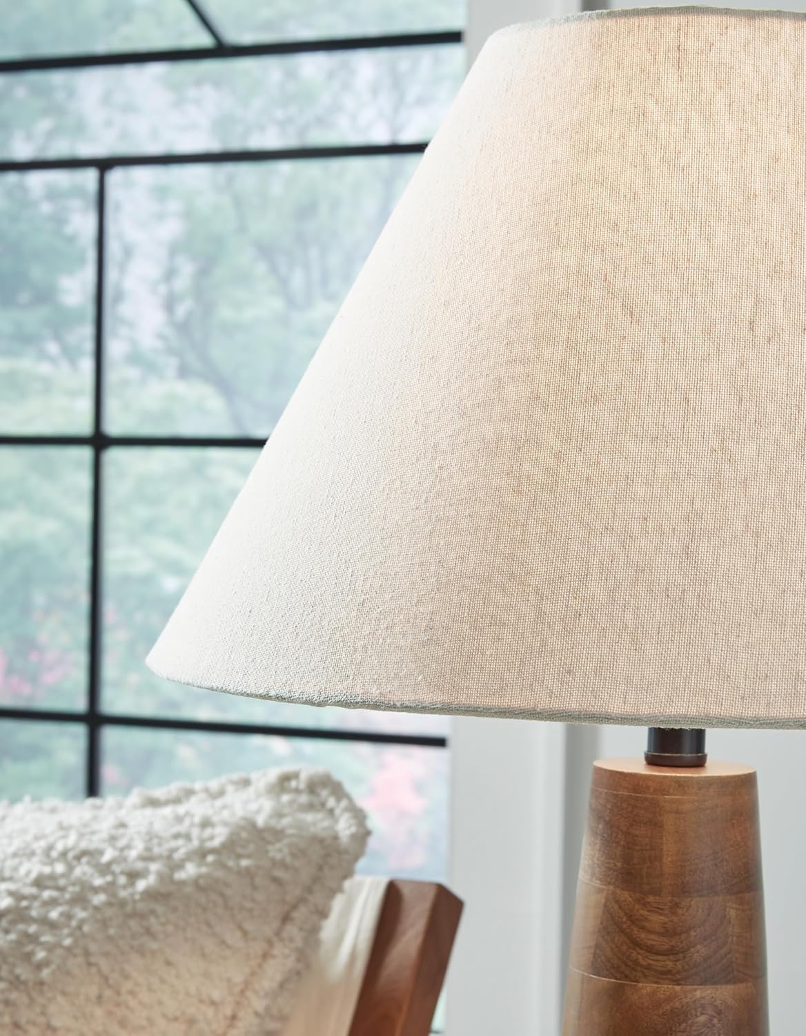 Signature Design by Ashley Danset Casual Contemporary UL Listed Table Lamp with Empire Hardback Fabric Shade and 3-Way Switch, Wood, 30.13' High, Brown