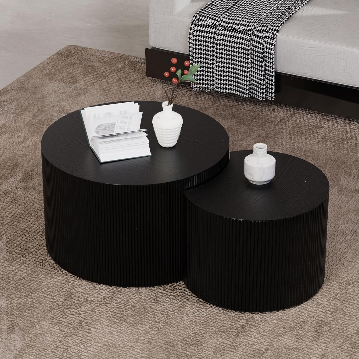 Round Nesting Coffee Table Modern Black Fluted Coffee Table Set of 2 Stripe Round Coffee Tables Drum Crescent Side Table Accent End Table for Living Room (Black B Large)