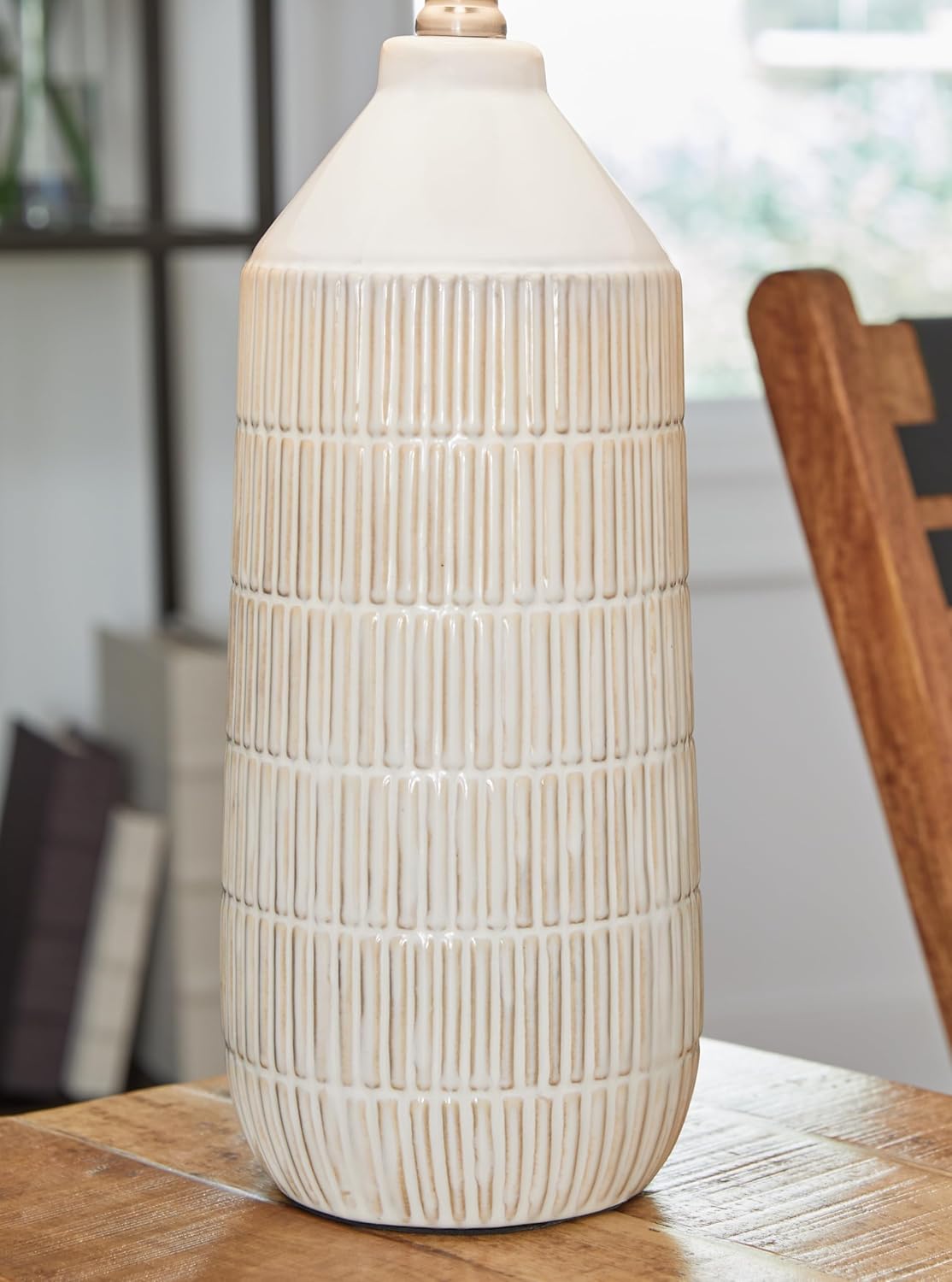 Signature Design by Ashley Willport Modern 26.5' Ceramic Table Lamp, Set of 2, Beige