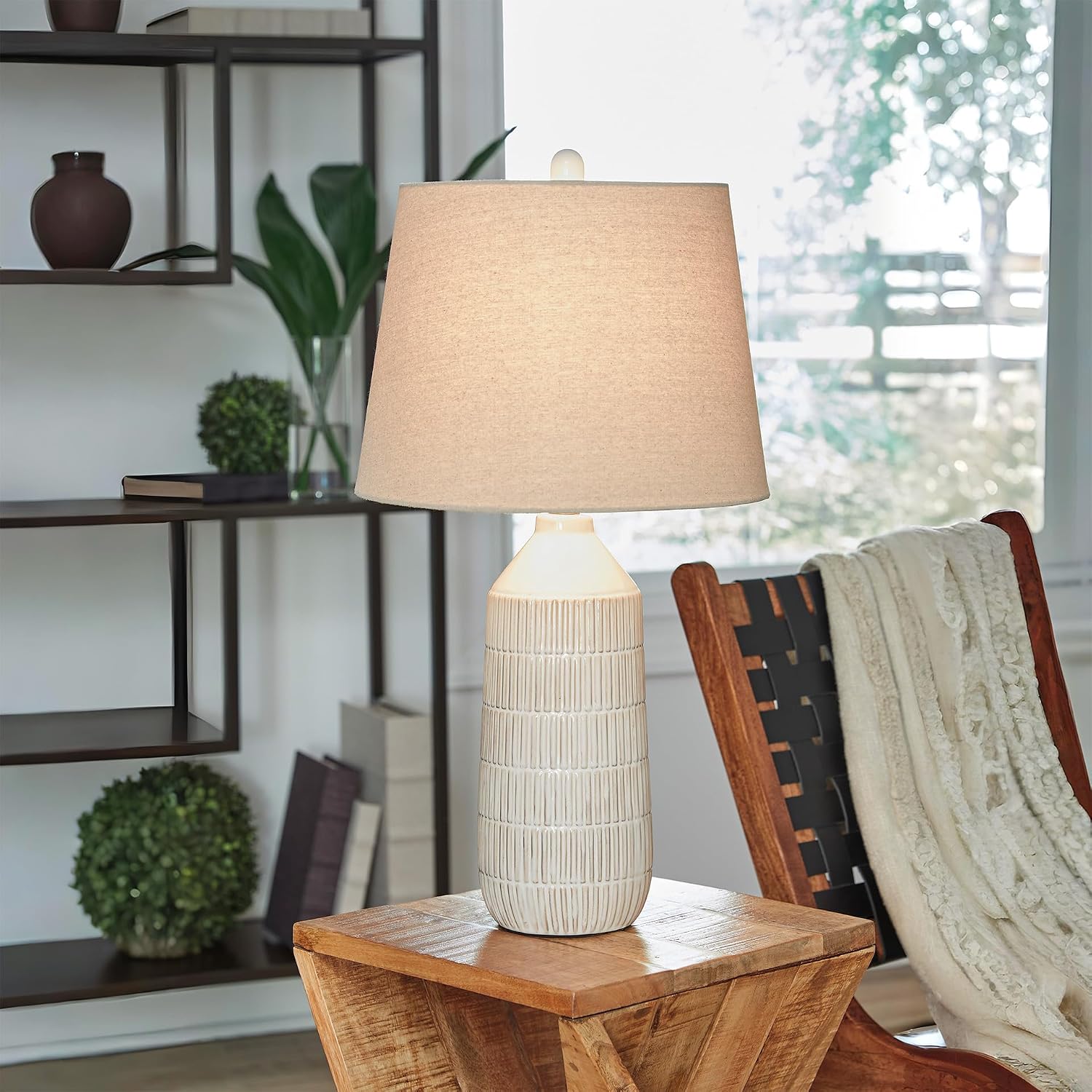 Signature Design by Ashley Willport Modern 26.5' Ceramic Table Lamp, Set of 2, Beige