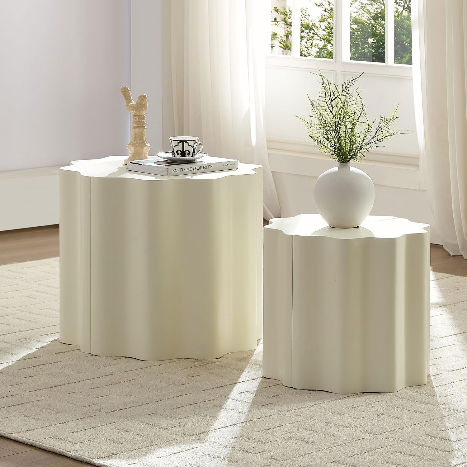WILLIAMSPACE Nesting Coffee Table Set of 2 for Living Room, Modern Circle Center Table with Wavy Edges Design, Accent End Side Table for Small Space, No Need Assembly (Fiberglass, 22.05'+16.93')