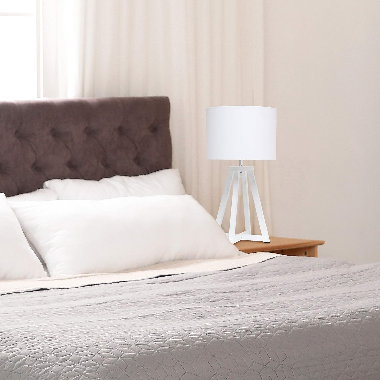 Simple Designs LT1069-WOW Interlocked Triangular White Wood Table Lamp with White Fabric Shade (Pack of 4)