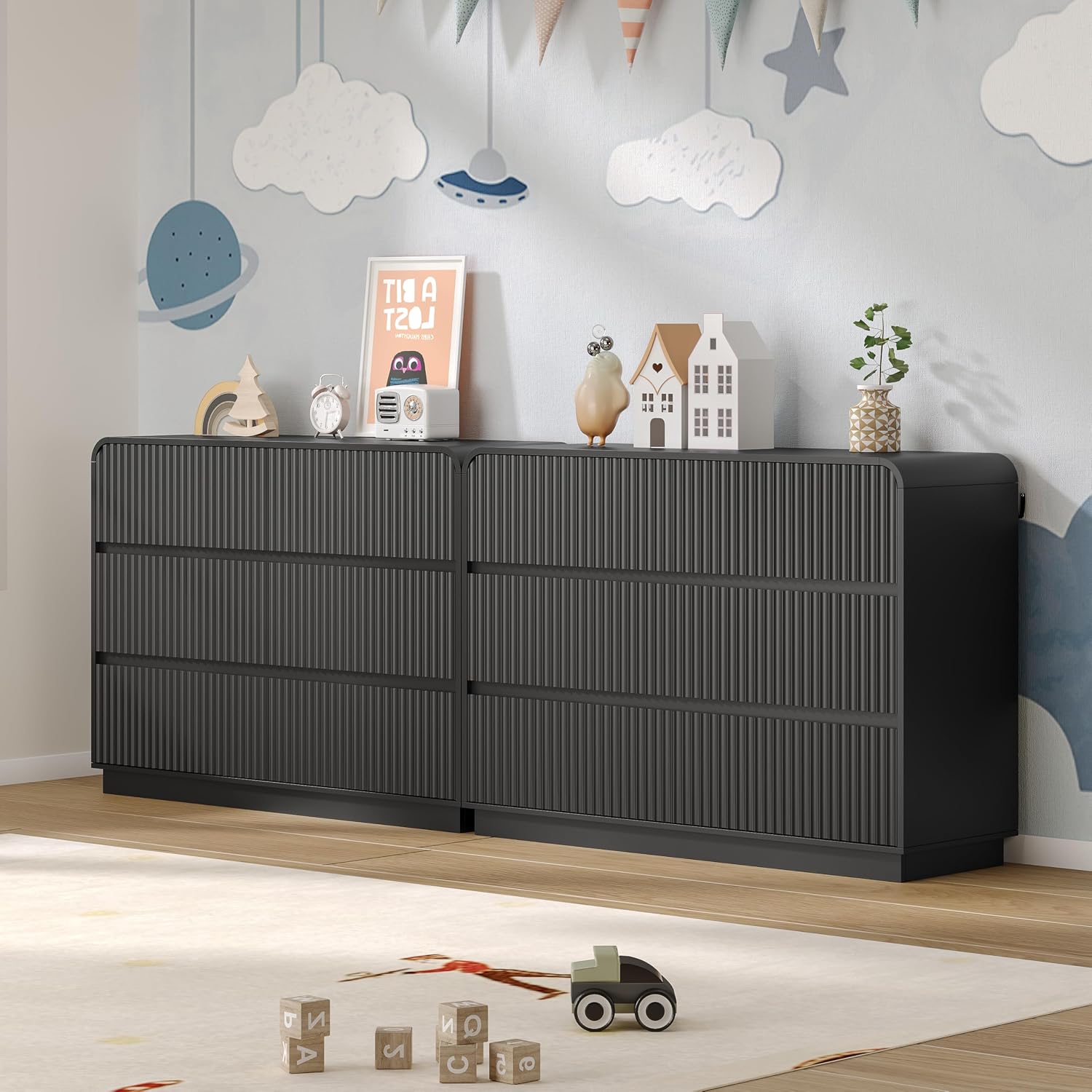 BORNOON Dresser for Bedroom with 6 Drawers, Fluted Chest of Drawers with Round Curved Corner, Hidden Handles, Modern Wood Storage Organizer for Bedroom, Nursery, Living Room