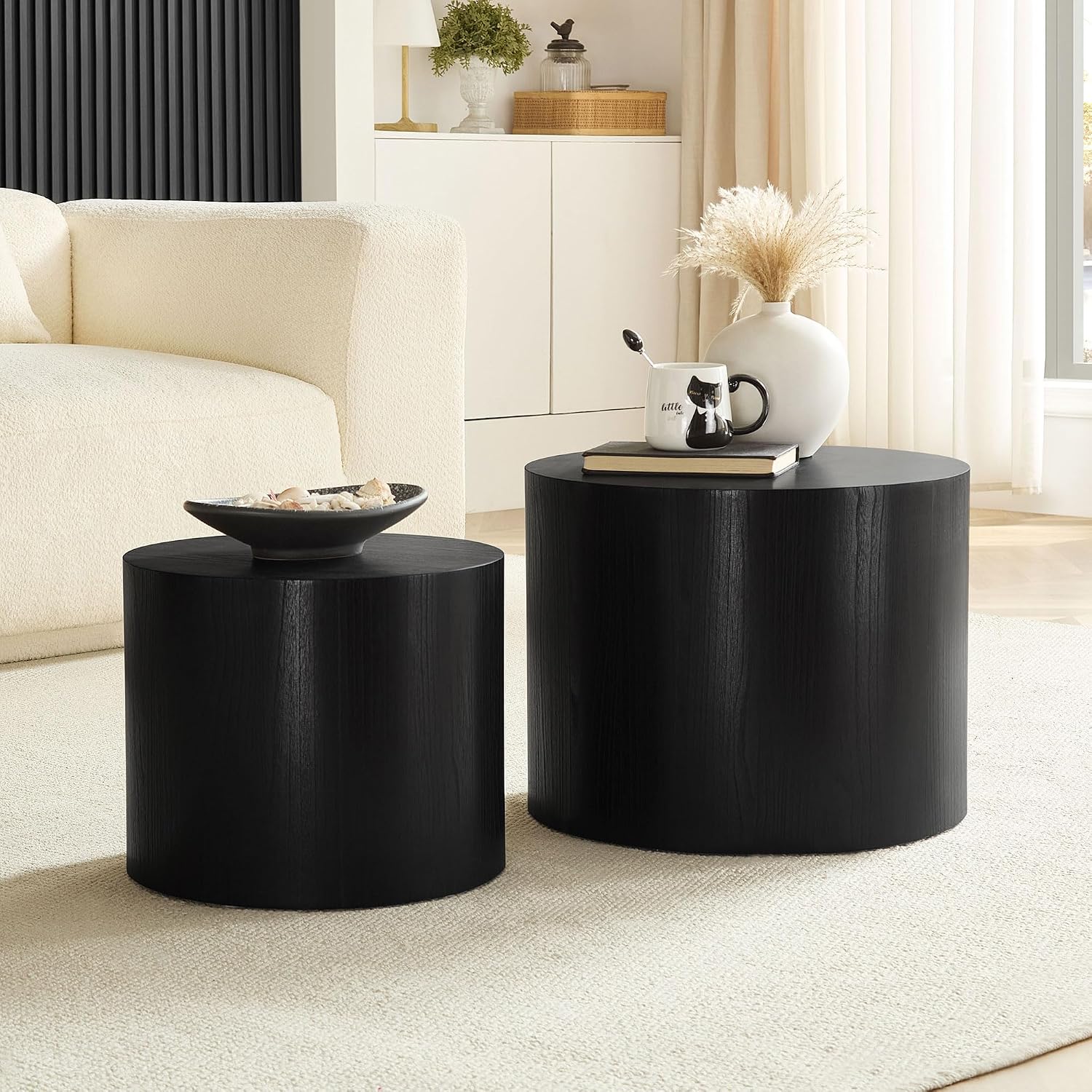 WILLIAMSPACE 18.9' Black Nesting Coffee Table Set of 2, Modern Round Coffee Tables Circle Side Table for Small Space, Accent End Table Set, No Assembling, Matte Black