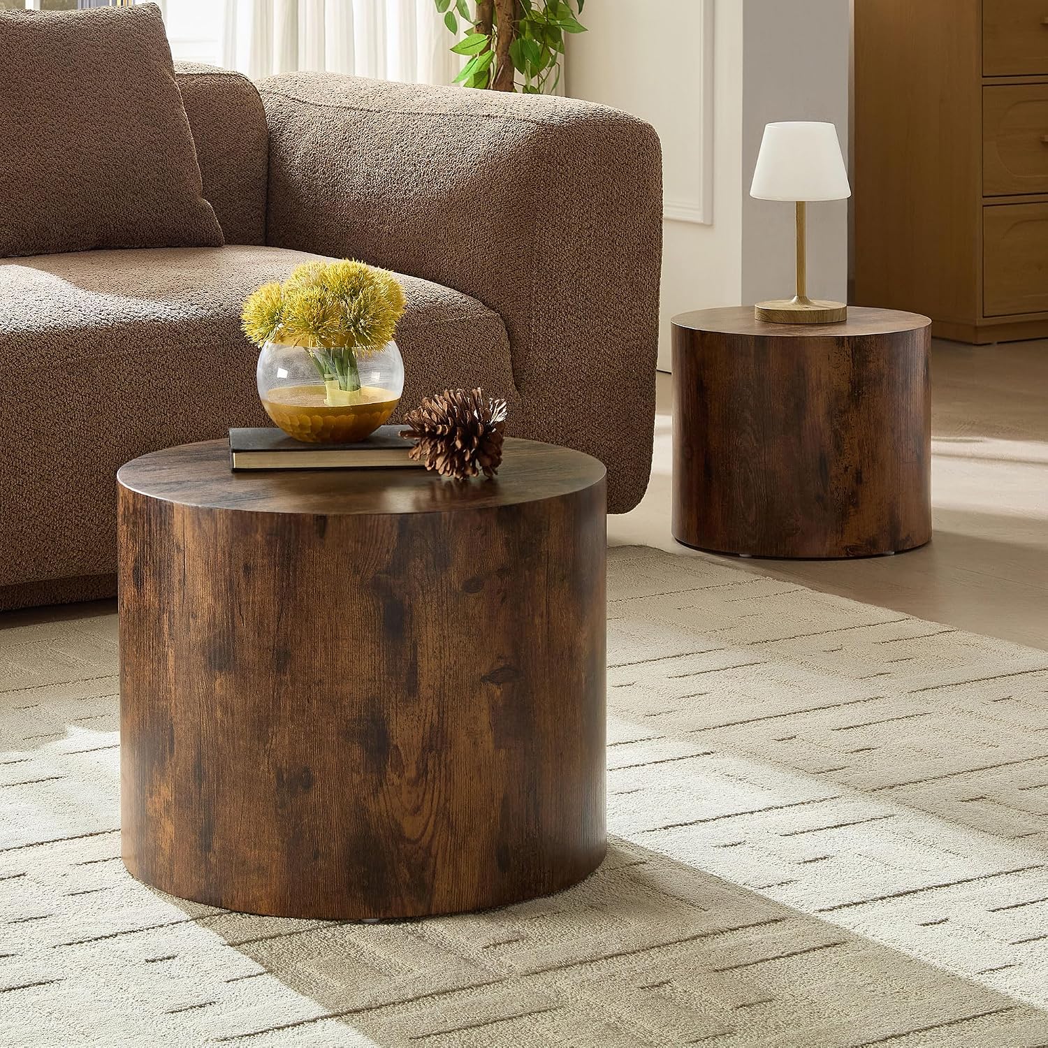 WILLIAMSPACE 18.9' Round Nesting Coffee Table Set of 2, Modern Wooden Coffee Tables Small Circle Center Table for Living Room, Accent End Table Set, No Assembling (Dark Brown)