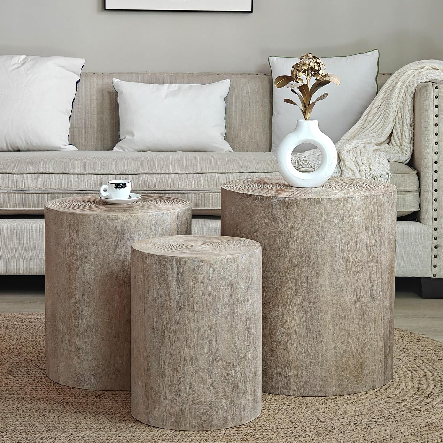 WILLIAMSPACE Round Nesting Coffee Table Set of 3, Modern Wood Coffee Tables Accent Circle Side Table for Living Room, Farmhouse, No Assembly, 18.3' + 15.2' + 12.2' (Natural Wood Wash)