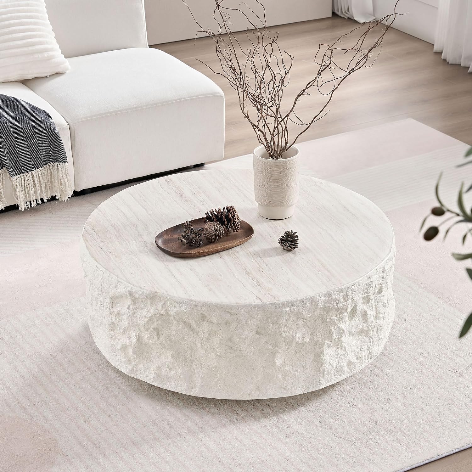 WILLIAMSPACE 35.4' Round Travertine Coffee Table for Living Room,Modern Circle Drum Center Table with Faux Stone Tea Table for Apartment, Fiberglass, No Need Assembly (Beige Cement Stone Pattern)