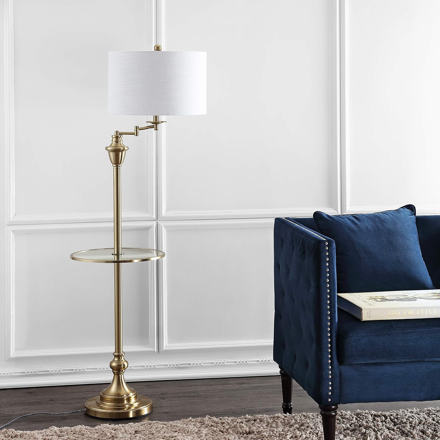 JONATHAN Y 60' Brass Gold Floor Lamp with Integrated Glass Side Table, Modern Swing Arm Standing Lamp for Living Room, White Linen Shade, LED Bulb Included JYL3055A